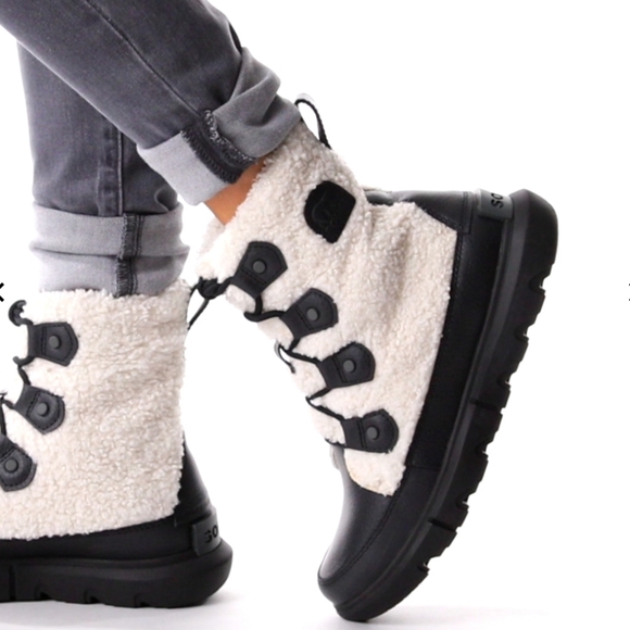 Sorel Boots - Picture 14 of 17